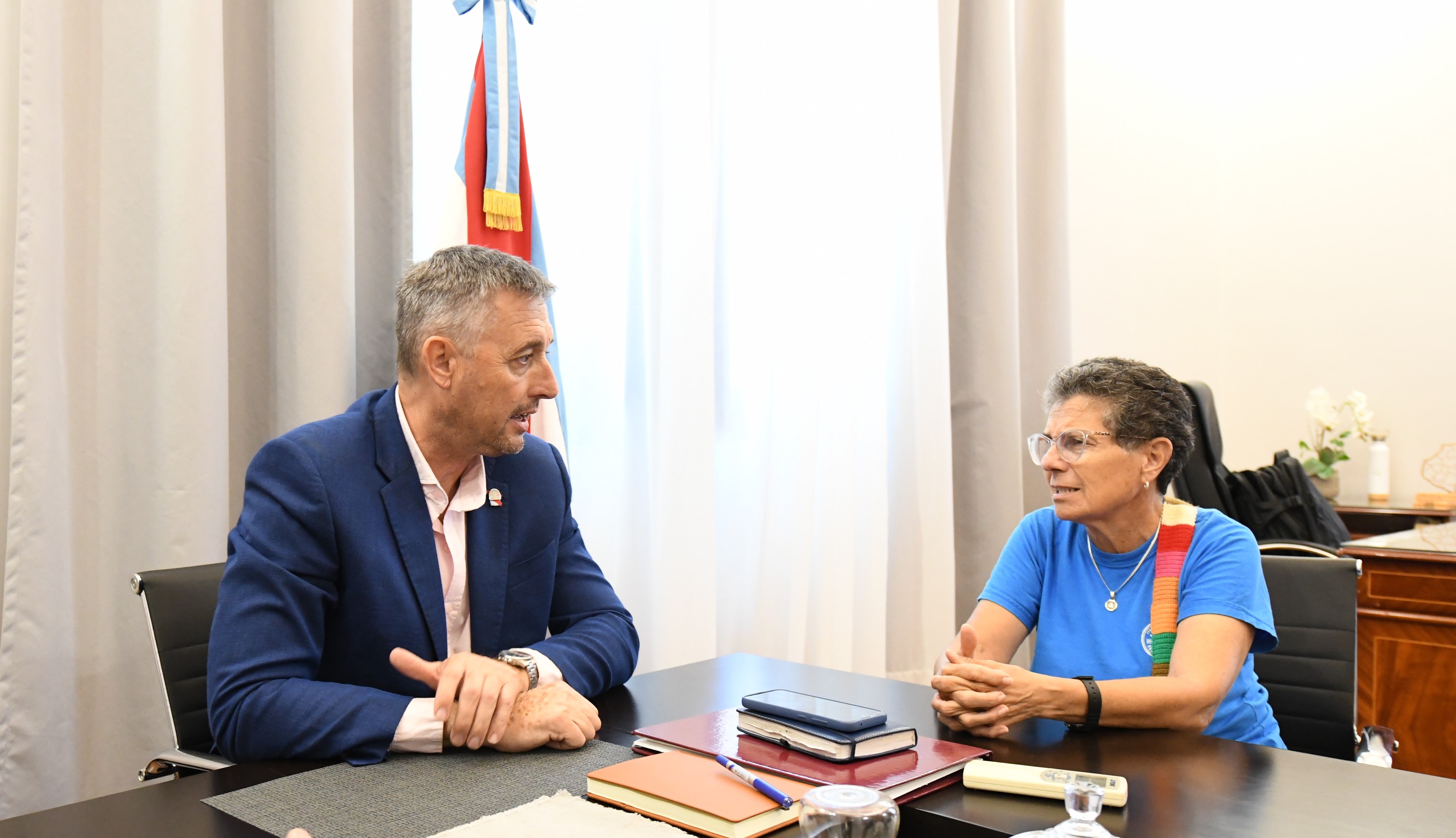 La intendenta de Federal, Alicia Oviedo, se reunió con el presidente de la Cámara de Diputados, Gustavo Hein, a quien invitó al Festival que se inicia el sábado.